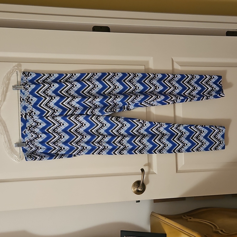Cotton Candy Leggins Soft Size L GEOMETRIC ROYAL BLUE BLUE BLACK AND WHITE.